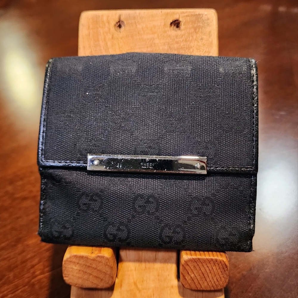 Gucci Authentic Black Wallet